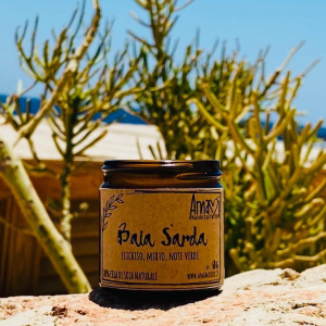 BAIA SARDA CANDELA IN CERA, ESSENZE E OLI ESSENZIALI, GIARA 60G
