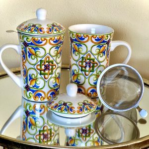 TAZZA TISANIERA MAIOLICA CON COPERCHIO E FILTRO IN METALLO